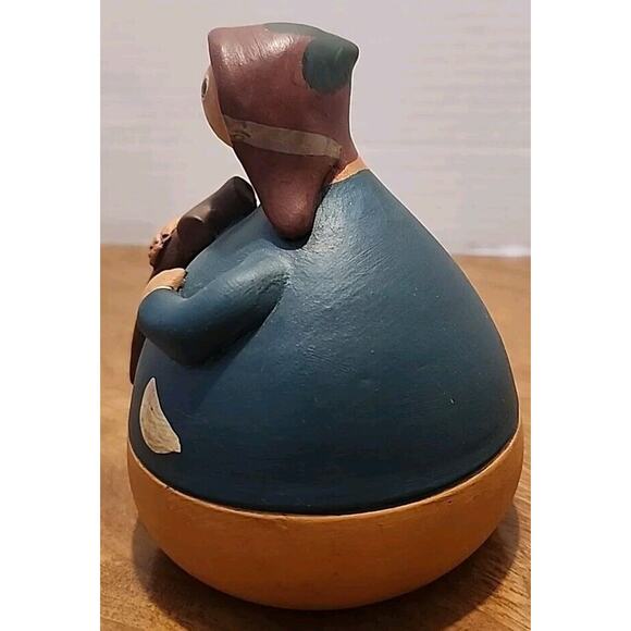 Peruvian Clay Roly Poly Mary & Joseph Figurines Set Of 2 - 5" Tall 4" Wide Each - Picture 3 of 13